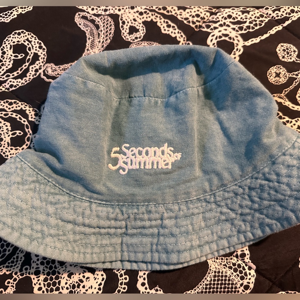 5 Seconds of Summer Bucket Hat
